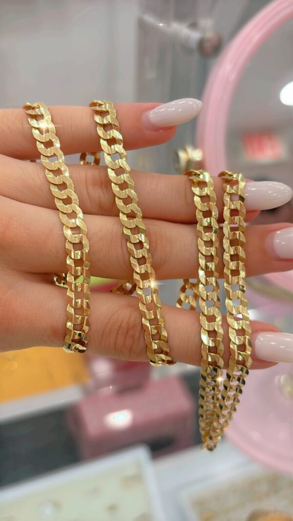 Cadena, arete y dije 14k