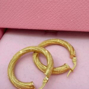 Argollas y aretes corazón