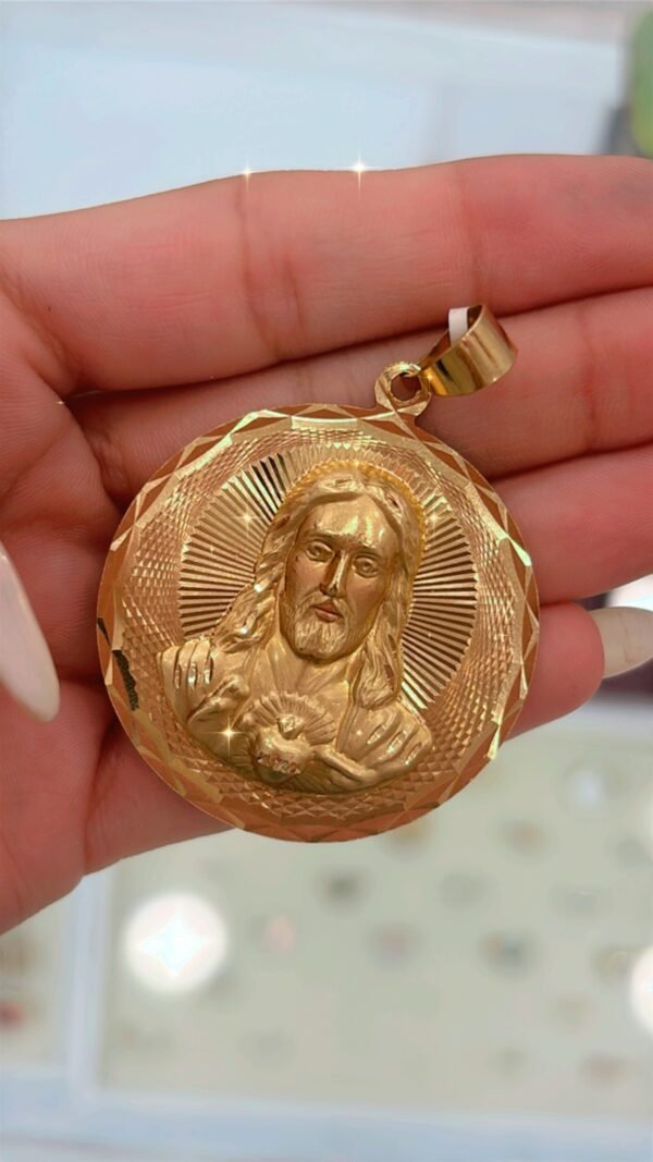 Cadena, arete y dije 14k