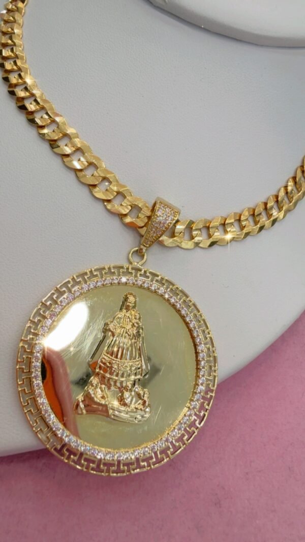 CADENA con DIJE de la VIRGEN