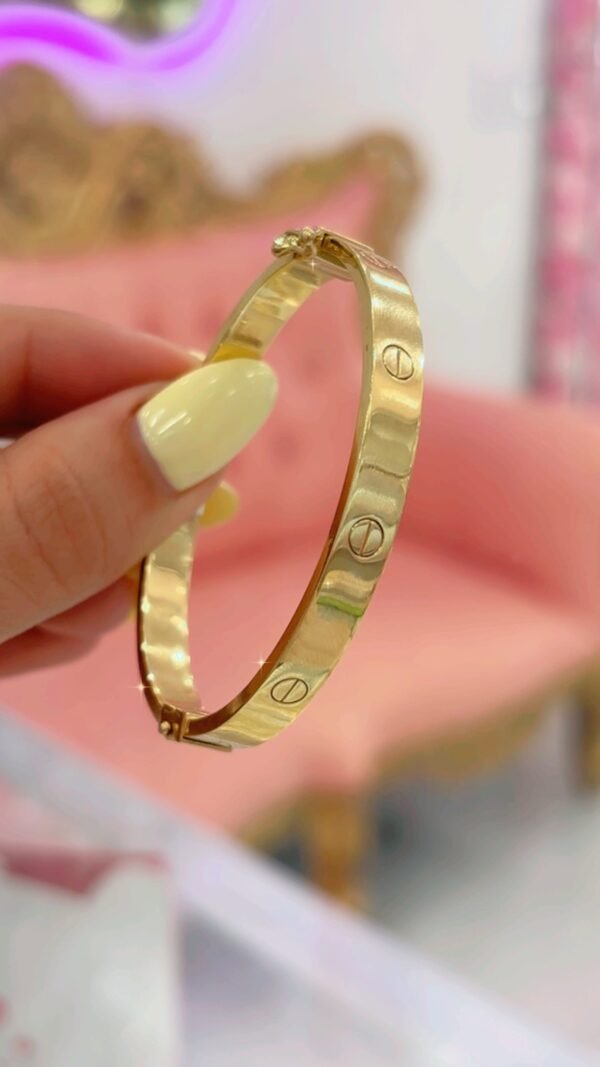 Gargantilla y manilla