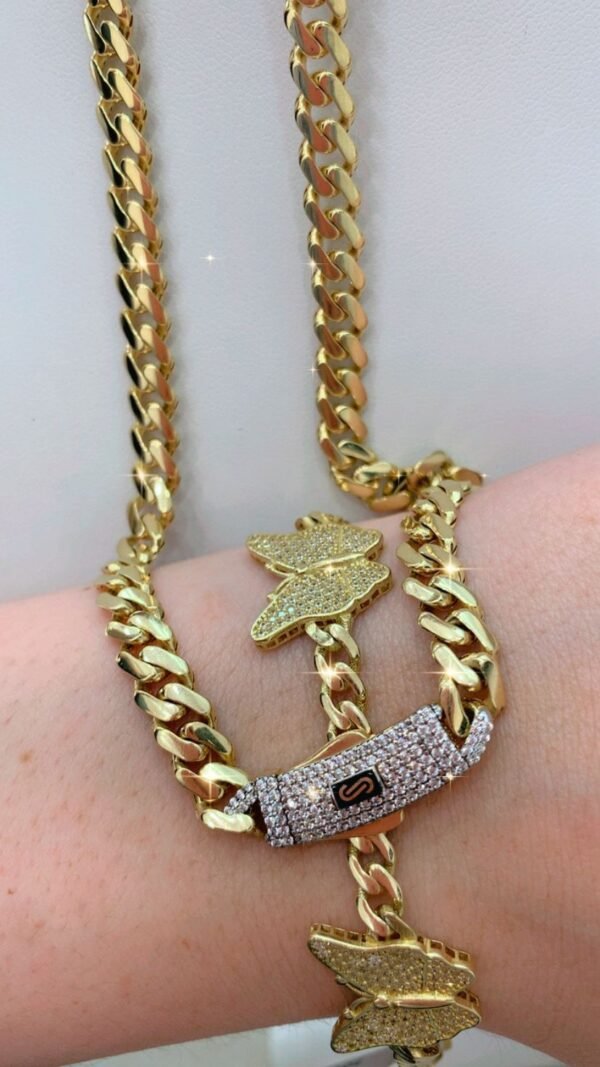 Ser de Mónaco con manilla 10k