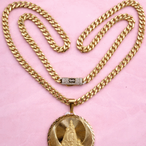 Mónaco / dije de la virgen