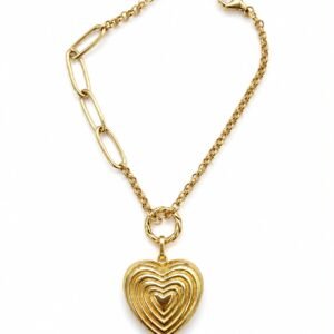646109ef-44fe-4e69-6357-08dee72f1c84.jpeg Manilla Corazon Mix Fancy Rose 10k Size 7'' Weight 4.6gr