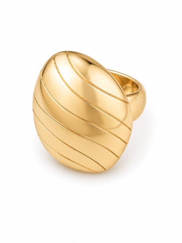 Anillo Fancy 10K Size 8 Weight 4.4gr
