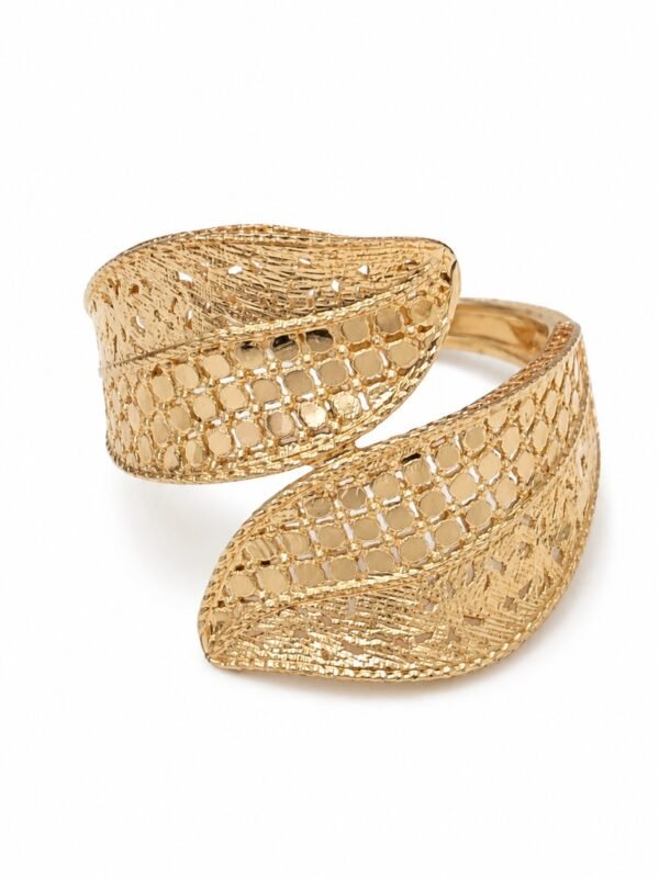 Anillo Fancy 10k Size 7.5 Weight 2.9gr