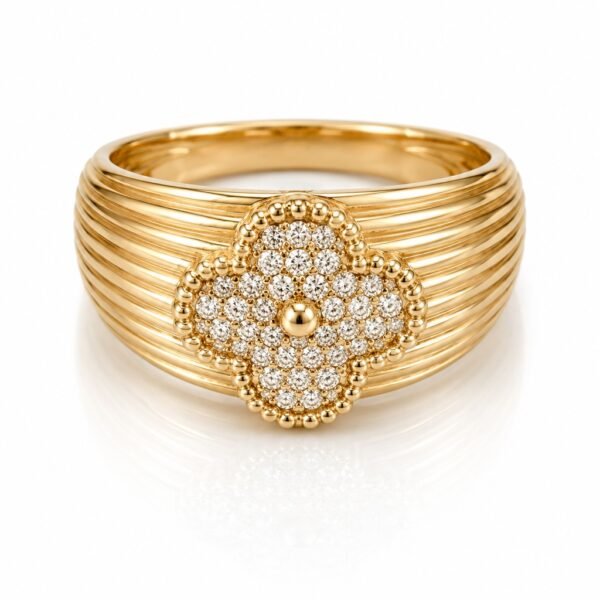 Anillo Chunky Flor Estilo Clover CZ Size 8 Weight 4.3gr
